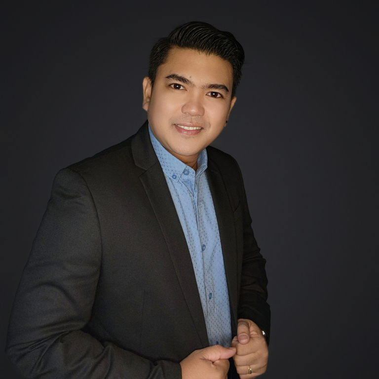 Christian Quinones, Licensed Real Estate Person